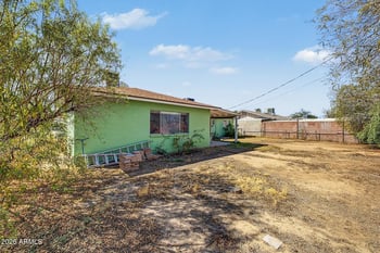 2040 W Northview Ave, Phoenix, AZ 85021