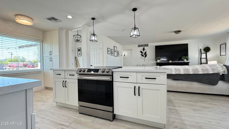 2040 W Virginia Ave, Phoenix, AZ 85009
