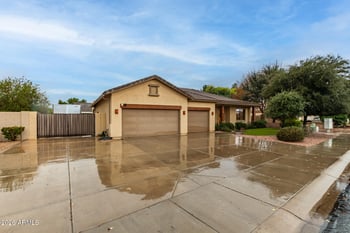 20407 Bronco Dr, Queen Creek, AZ 85142