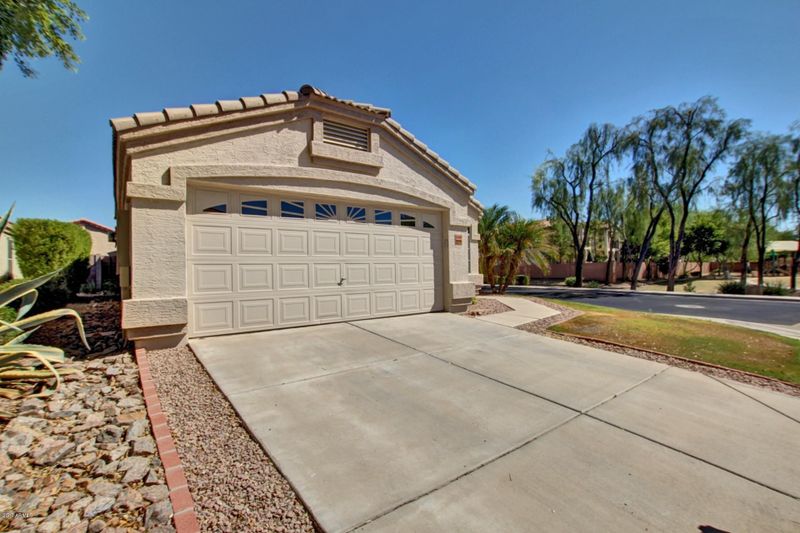 20409 N 31st St, Phoenix, AZ 85050