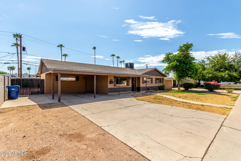 2041 3rd Dr, Mesa, AZ 85204