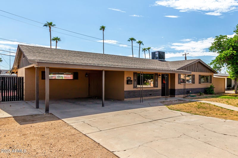 2041 3rd Dr, Mesa, AZ 85204