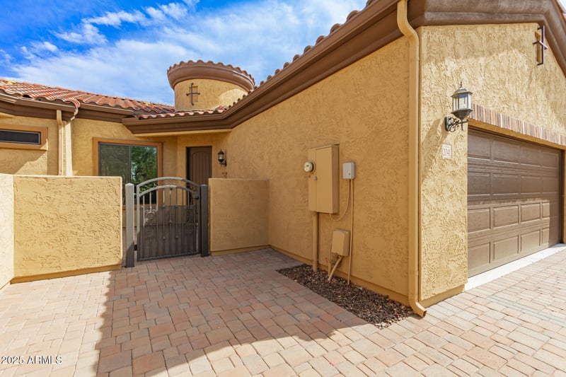 2041 88th St, Mesa, AZ 85207