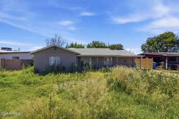 2041 Georgia Ave, Phoenix, AZ 85015