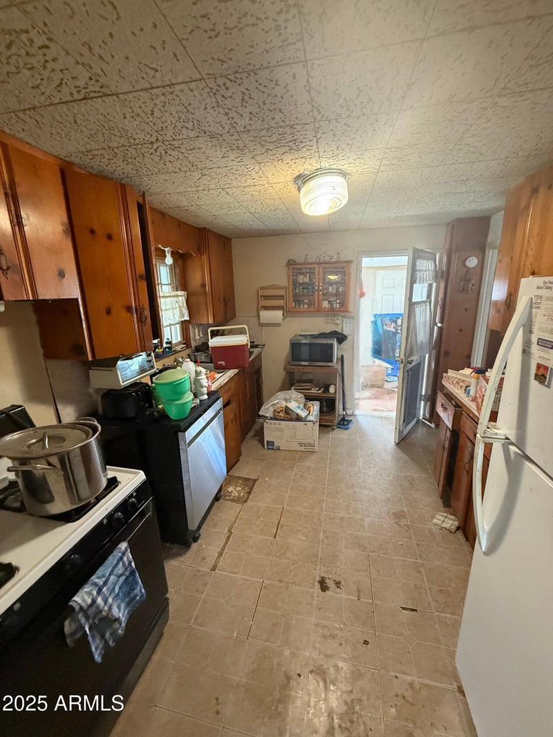 2041 Harvard St, Phoenix, AZ 85006