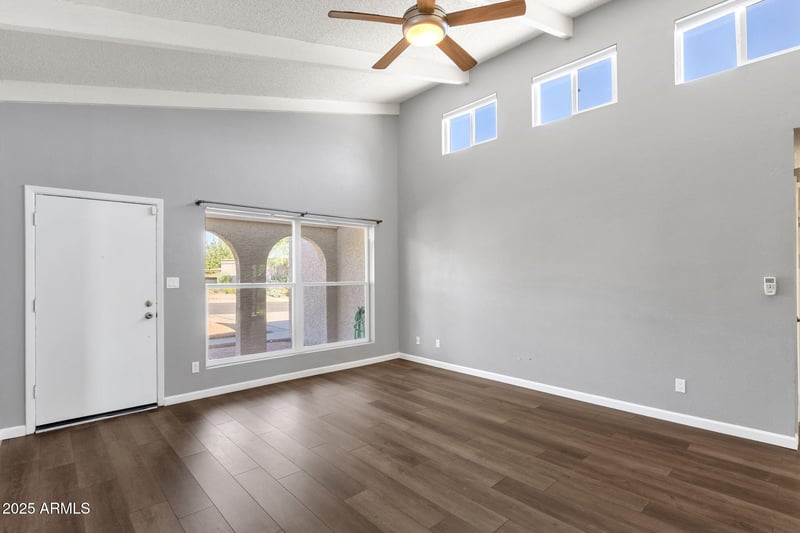 2041 Karen Dr, Phoenix, AZ 85022