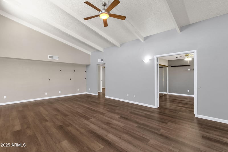 2041 Karen Dr, Phoenix, AZ 85022