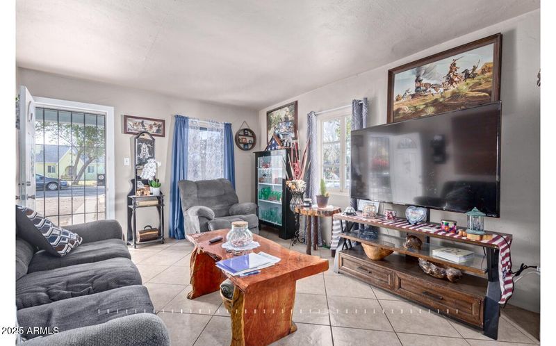 2041 N 23rd St, Phoenix, AZ 85006