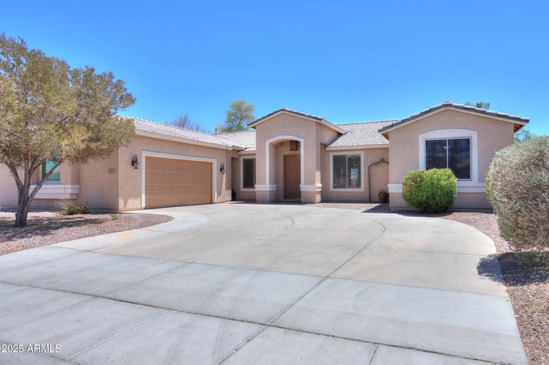 2041 Palm Beach Dr, Chandler, AZ 85249