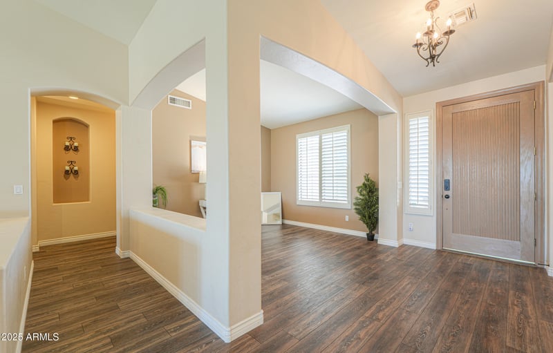 2041 Palm Beach Dr, Chandler, AZ 85249