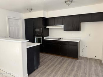 2041 Radcliffe Dr, Tempe, AZ 85283