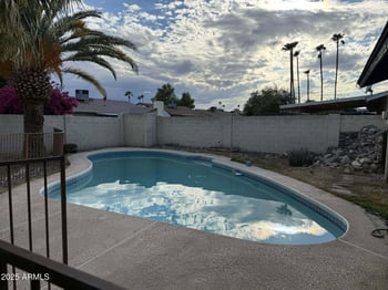 2041 Radcliffe Dr, Tempe, AZ 85283
