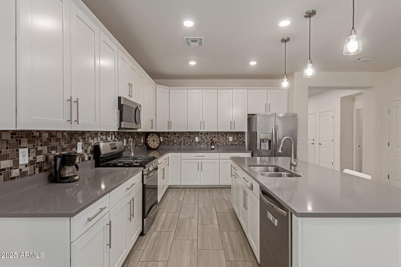 20410 Calle Encorvada Ln, Buckeye, AZ 85396