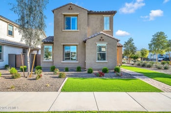 2042 Lariat Ln, Phoenix, AZ 85085