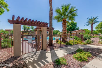 2042 Davis Rd, Phoenix, AZ 85023