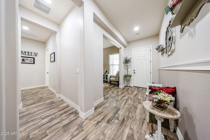 20421 Legend Trl, Buckeye, AZ 85396
