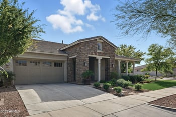 20421 Legend Trl, Buckeye, AZ 85396