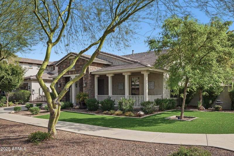 20421 Legend Trl, Buckeye, AZ 85396