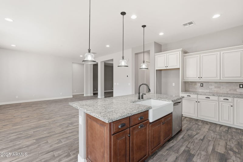 20421 Legend Trl, Buckeye, AZ 85396