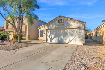 20422 30th Pl, Phoenix, AZ 85050