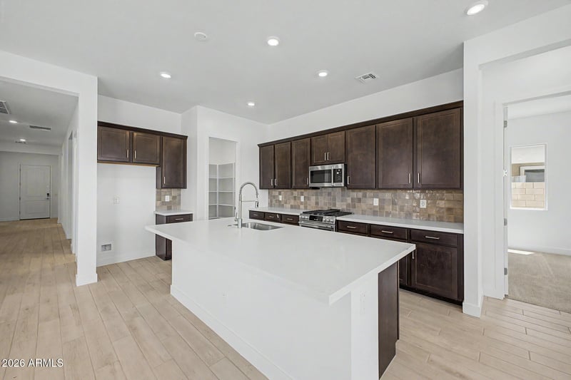 20422 N 222nd Dr, Surprise, AZ 85387