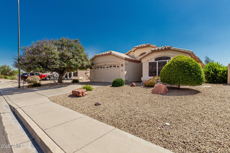 20424 96th Ln, Peoria, AZ 85382