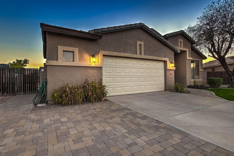 2043 E Torrey Pines Pl, Chandler, AZ 85249