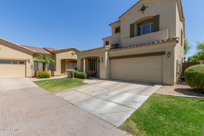 2043 Periwinkle Way, Chandler, AZ 85248
