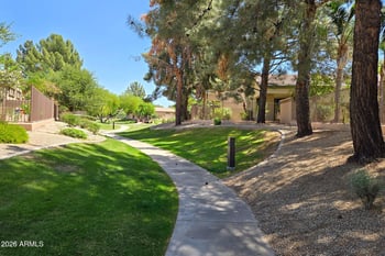 2043 Periwinkle Way, Chandler, AZ 85248