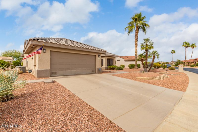 20432 N Shadow Mountain Dr, Surprise, AZ 85374