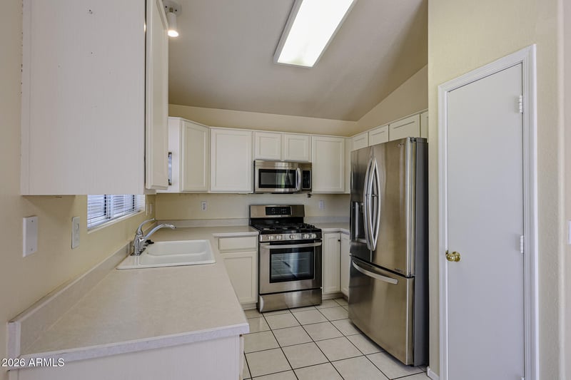 20437 105th Ave, Peoria, AZ 85382