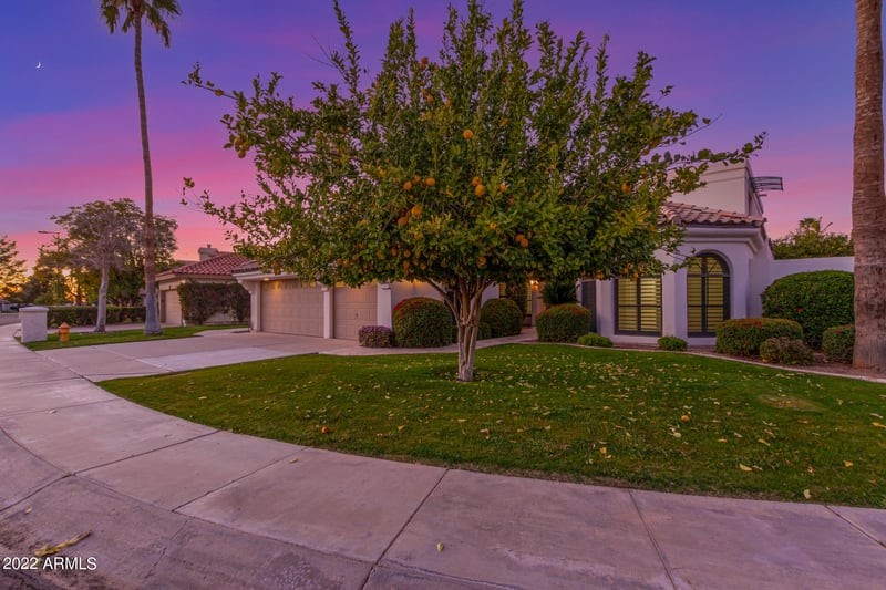 2044 E Catamaran Dr, Gilbert, AZ 85234
