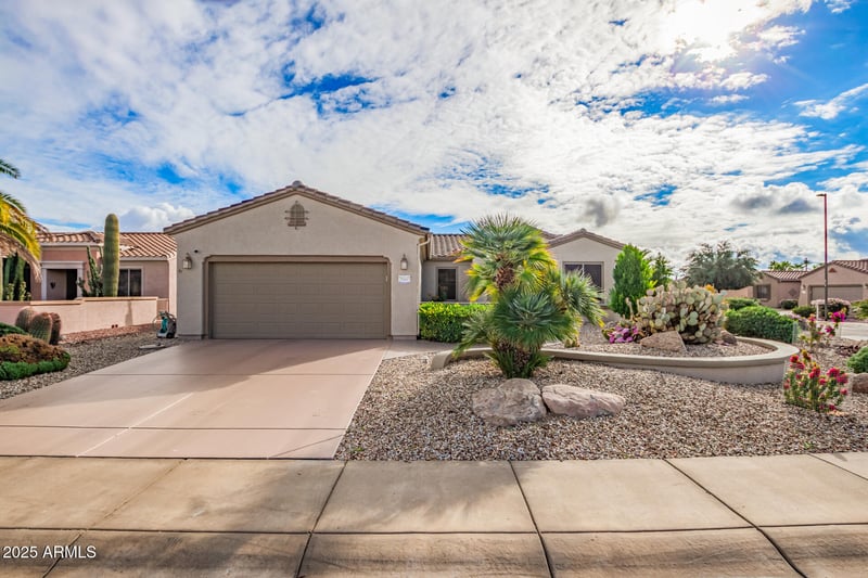 20443 Vermillion Cliffs Dr, Surprise, AZ 85387