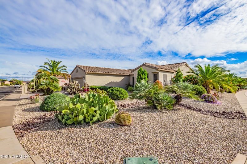 20443 Vermillion Cliffs Dr, Surprise, AZ 85387