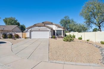 20448 36th Dr, Glendale, AZ 85308