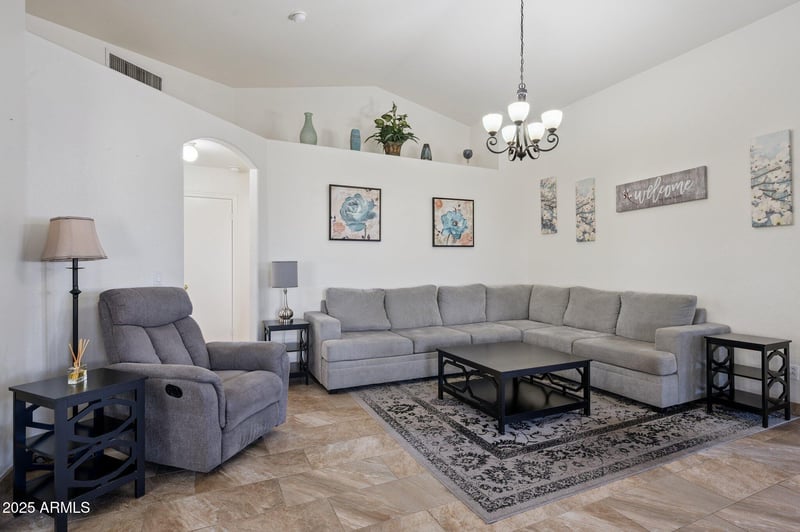 20448 36th Dr, Glendale, AZ 85308