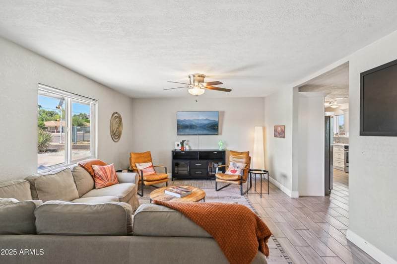 2045 68th St, Scottsdale, AZ 85257