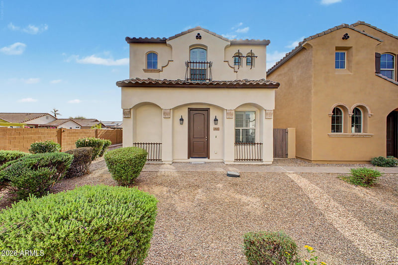 2045 Heartwood Ln, Phoenix, AZ 85022