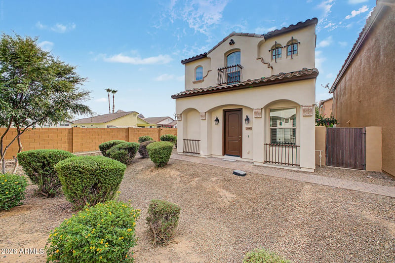 2045 Heartwood Ln, Phoenix, AZ 85022
