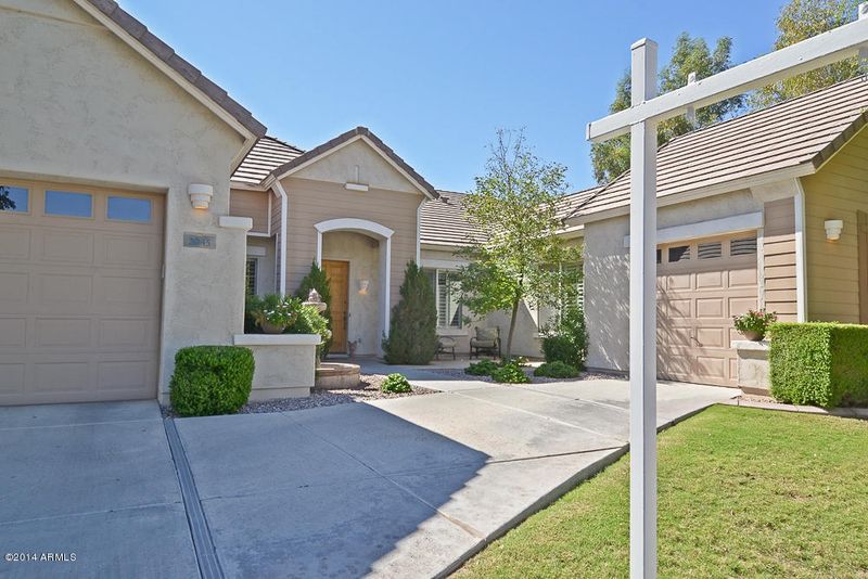 2045 E San Carlos Pl, Chandler, AZ 85249