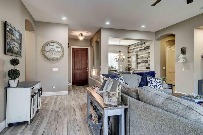 20450 E Mockingbird Dr, Queen Creek, AZ 85142