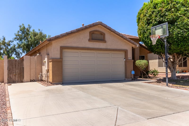 20456 81st Ln, Peoria, AZ 85382