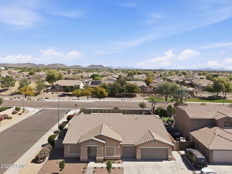 20457 87th Dr, Peoria, AZ 85382