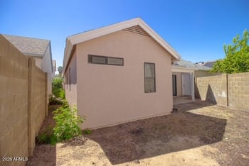 2046 Columbine Dr, Phoenix, AZ 85029