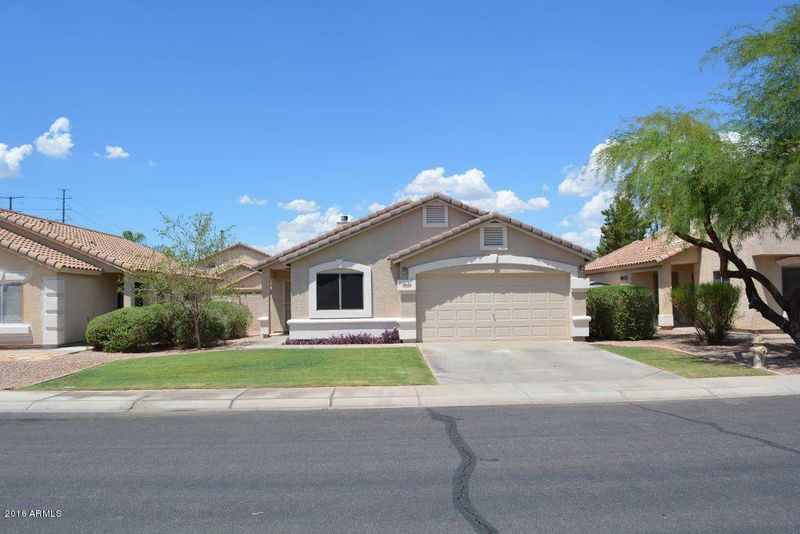 2046 E Arabian Dr, Gilbert, AZ 85296