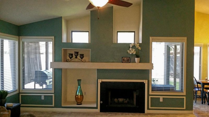 2046 E Arabian Dr, Gilbert, AZ 85296