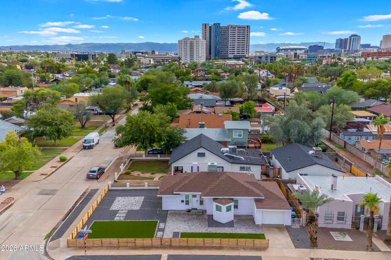 2046 11th St, Phoenix, AZ 85006