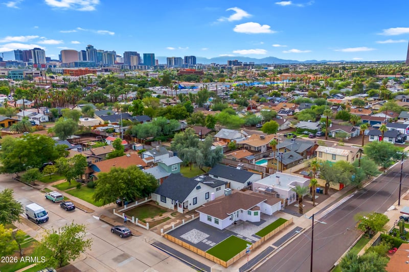 2046 11th St, Phoenix, AZ 85006