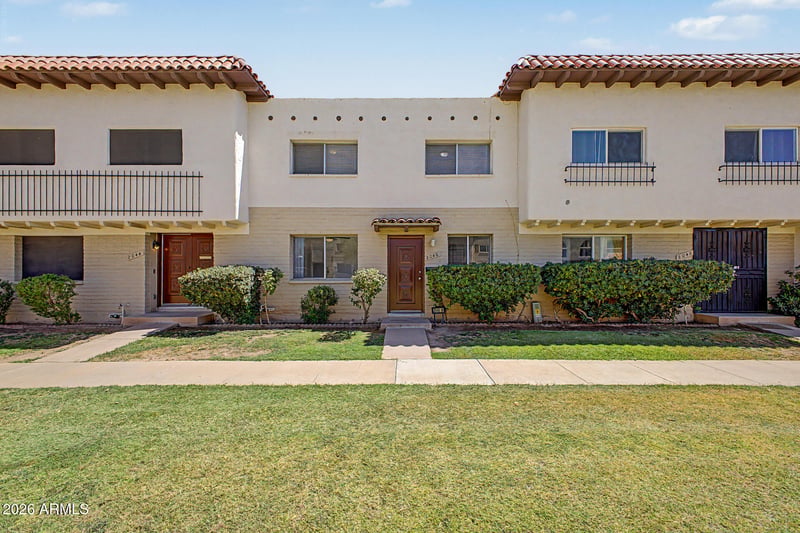 2046 W Hazelwood Pw, Phoenix, AZ 85015