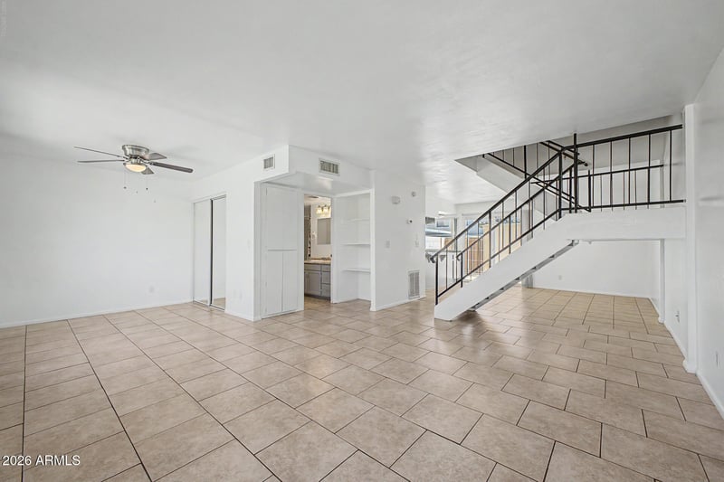 2046 W Hazelwood Pw, Phoenix, AZ 85015